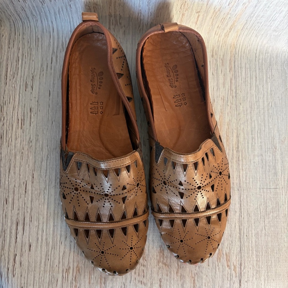 Spring Step Fusaro Brown Leather Cutout Loafers - Picture 3 of 4